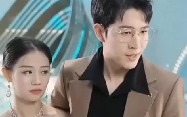 替身上位總裁輕點撩(錯認成寵，張先生寵妻好甜)(全集)