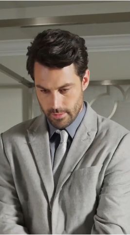 她藏起孕肚離職，禁欲上司急瘋了(全集)